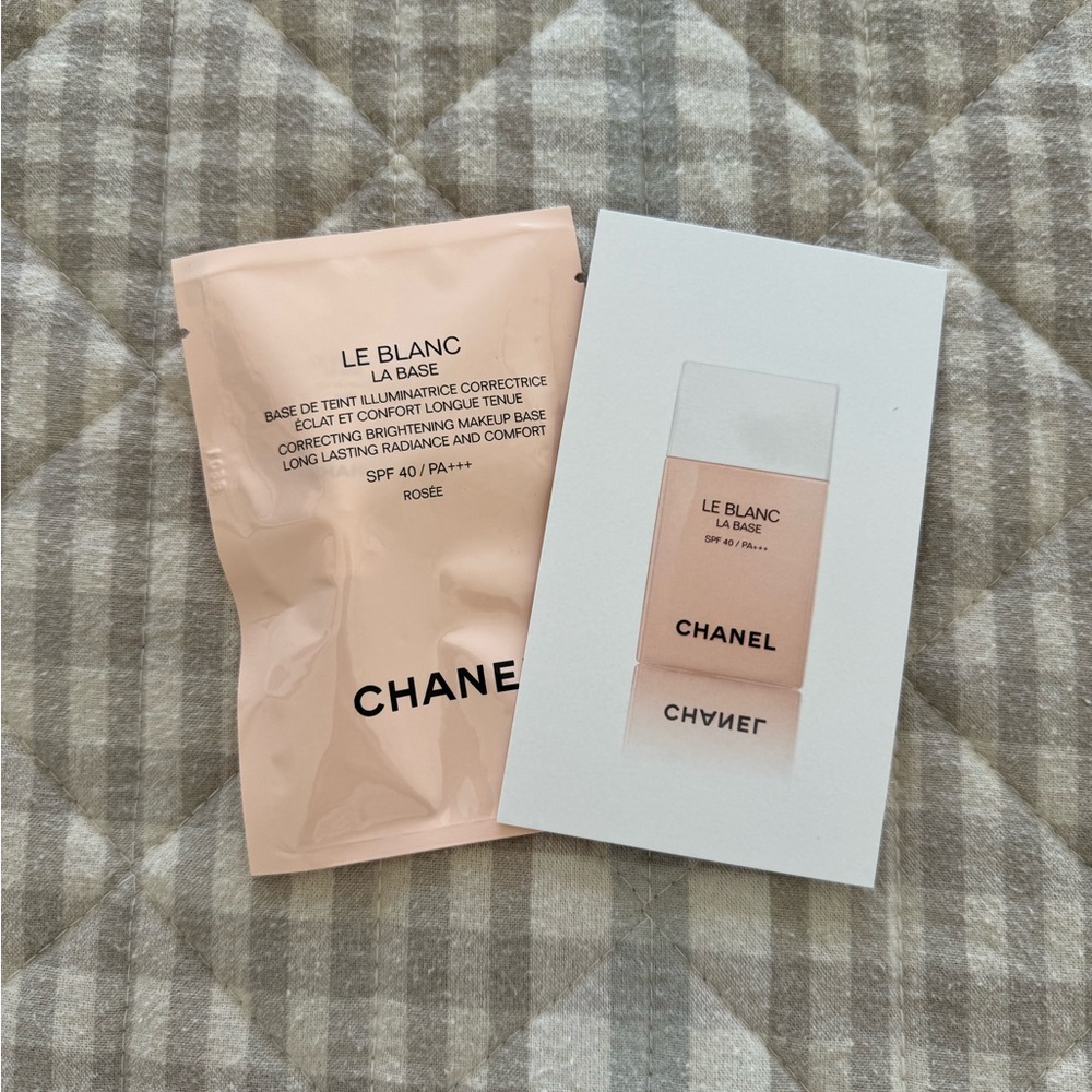 Chanel Gift Set - Picture 2 of 4
